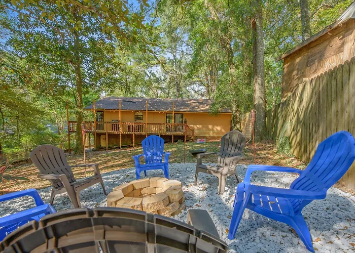 Сasa de vacaciones Charming 4bd With Bbq & Backyard - Near Fsu, A&m
