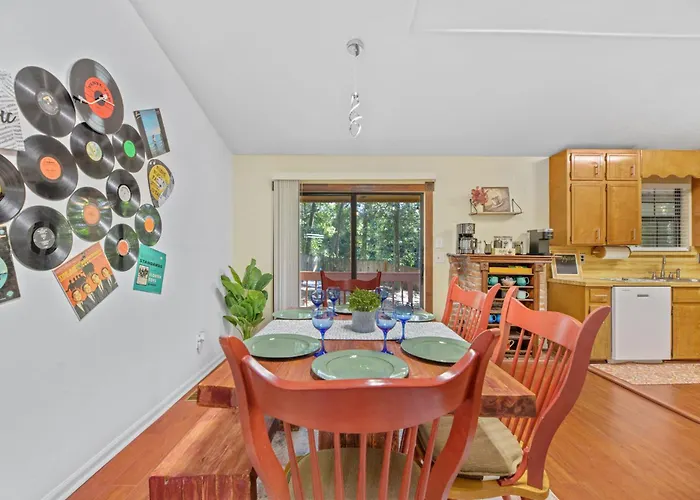 Charming 4bd With Bbq & Backyard - Near Fsu, A&m *