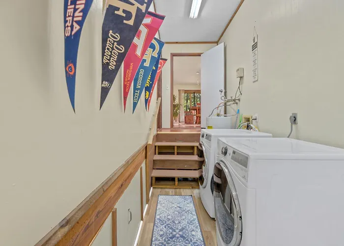 Сasa de vacaciones Charming 4bd With Bbq & Backyard - Near Fsu, A&m