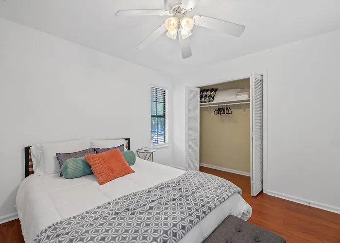 Charming 4bd With Bbq & Backyard - Near Fsu, A&m